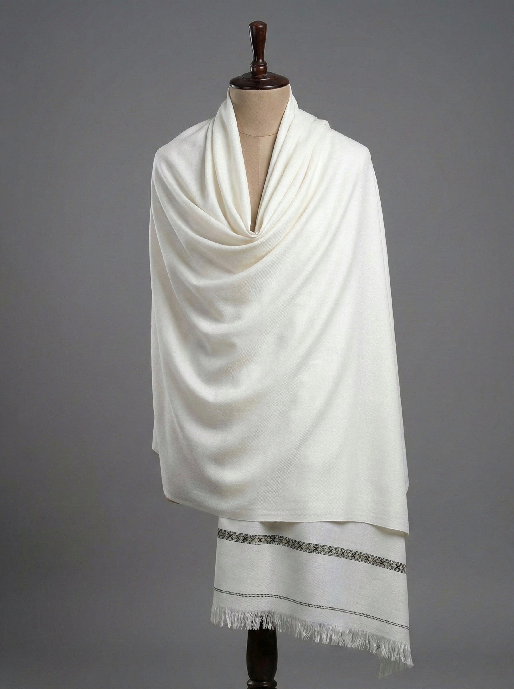 Groom`s Elegance - Luxury Men’s Wool Shawl