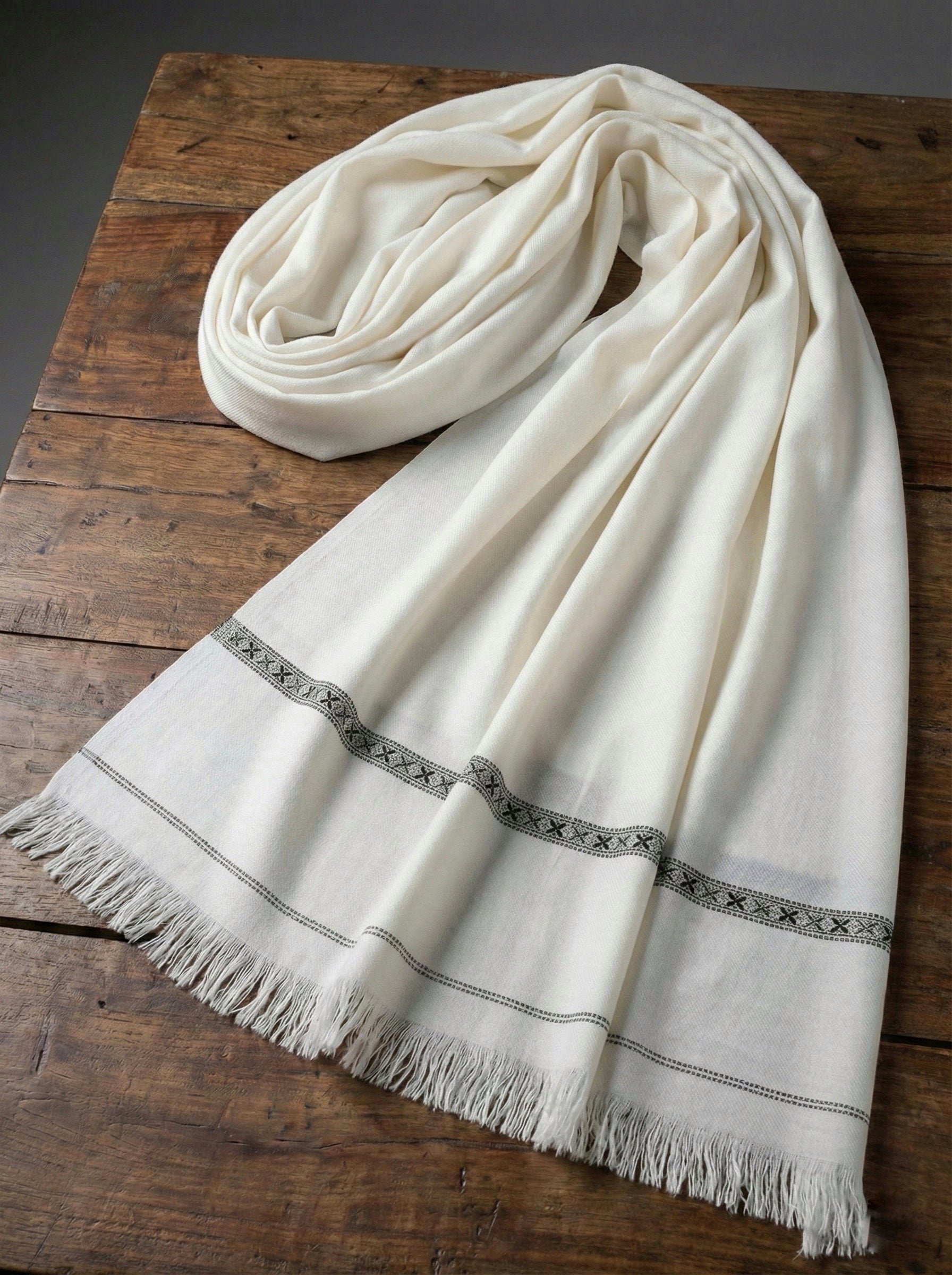 Groom`s Elegance - Luxury Men’s Wool Shawl